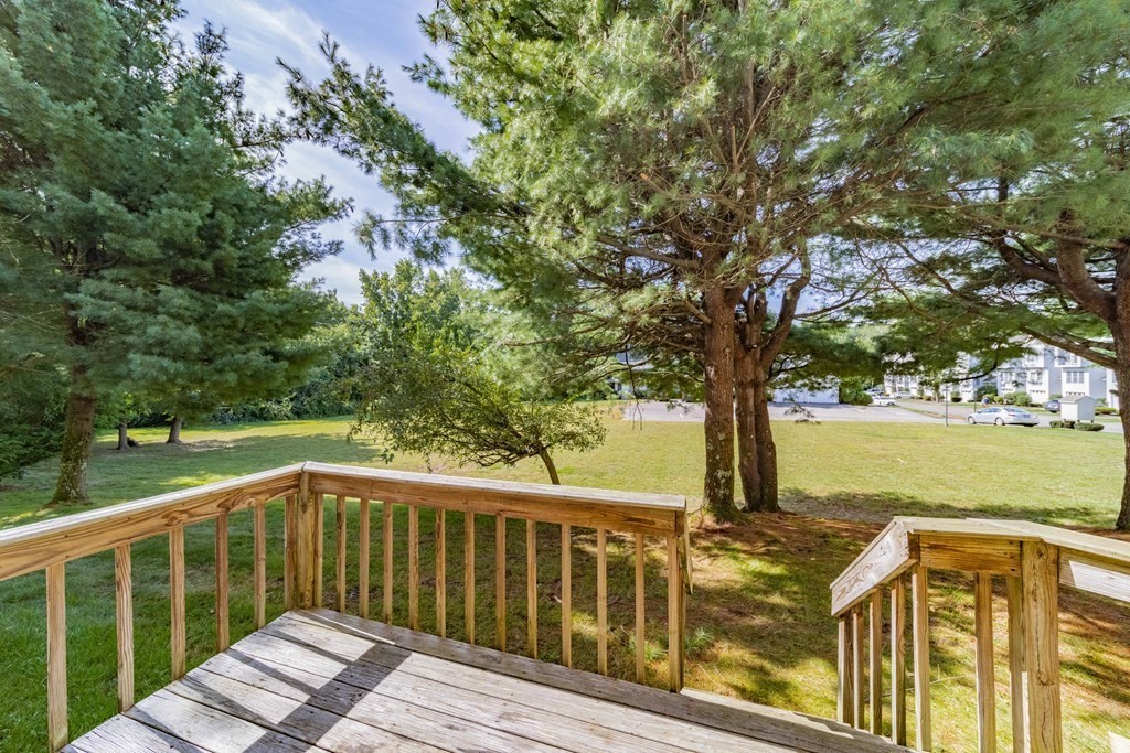 9 Castlegate Drive, Unit 9 Springfield, MA 01129 - Photo 25 of 27 Gallery Image 25