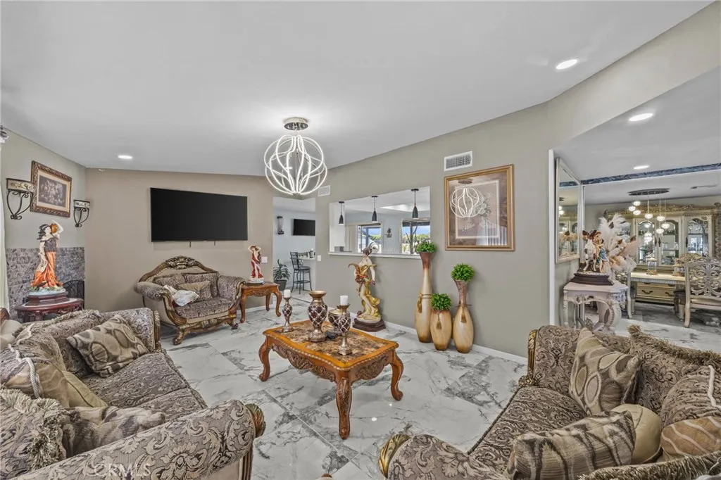 13288 Choco Road Apple Valley, CA 92308 - Photo 14 of 47