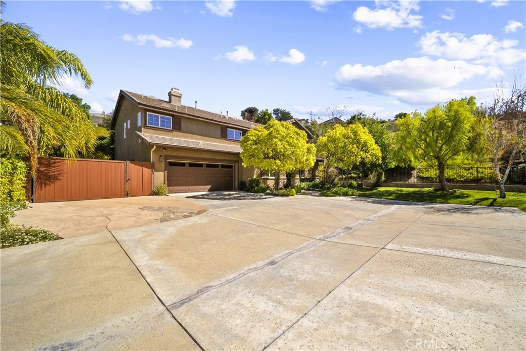 22262 Trinity Place Saugus, CA 91390 - Photo 8 of 76 Front