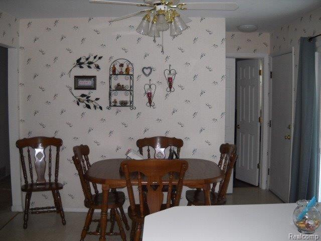 14427 Goutz Road Monroe, MI 48161 - Photo 9 of 24 DSCN0642.jpg