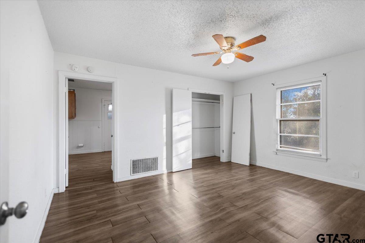 2228 Sampson Place Tyler, TX 75701 - Photo 14 of 23