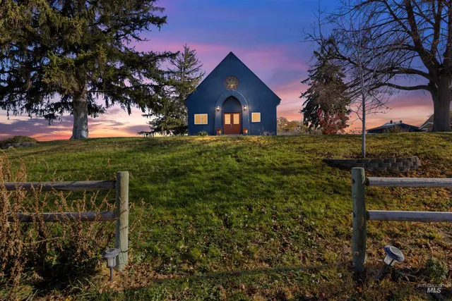 $680,000 | 712 North 4th Street, Parma, ID 83660