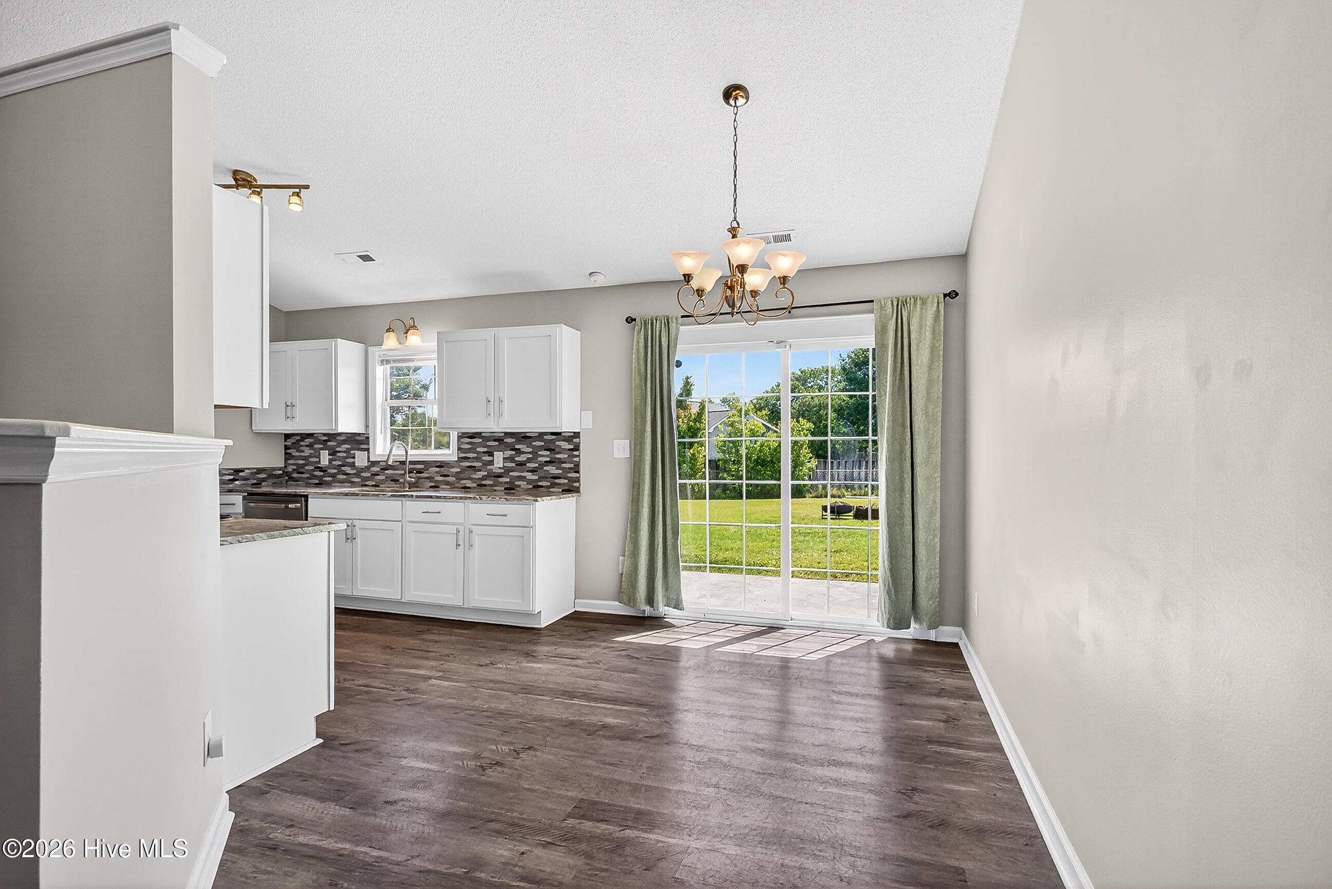 407 Alec Court Hubert, NC 28539 - Photo 8 of 26 08