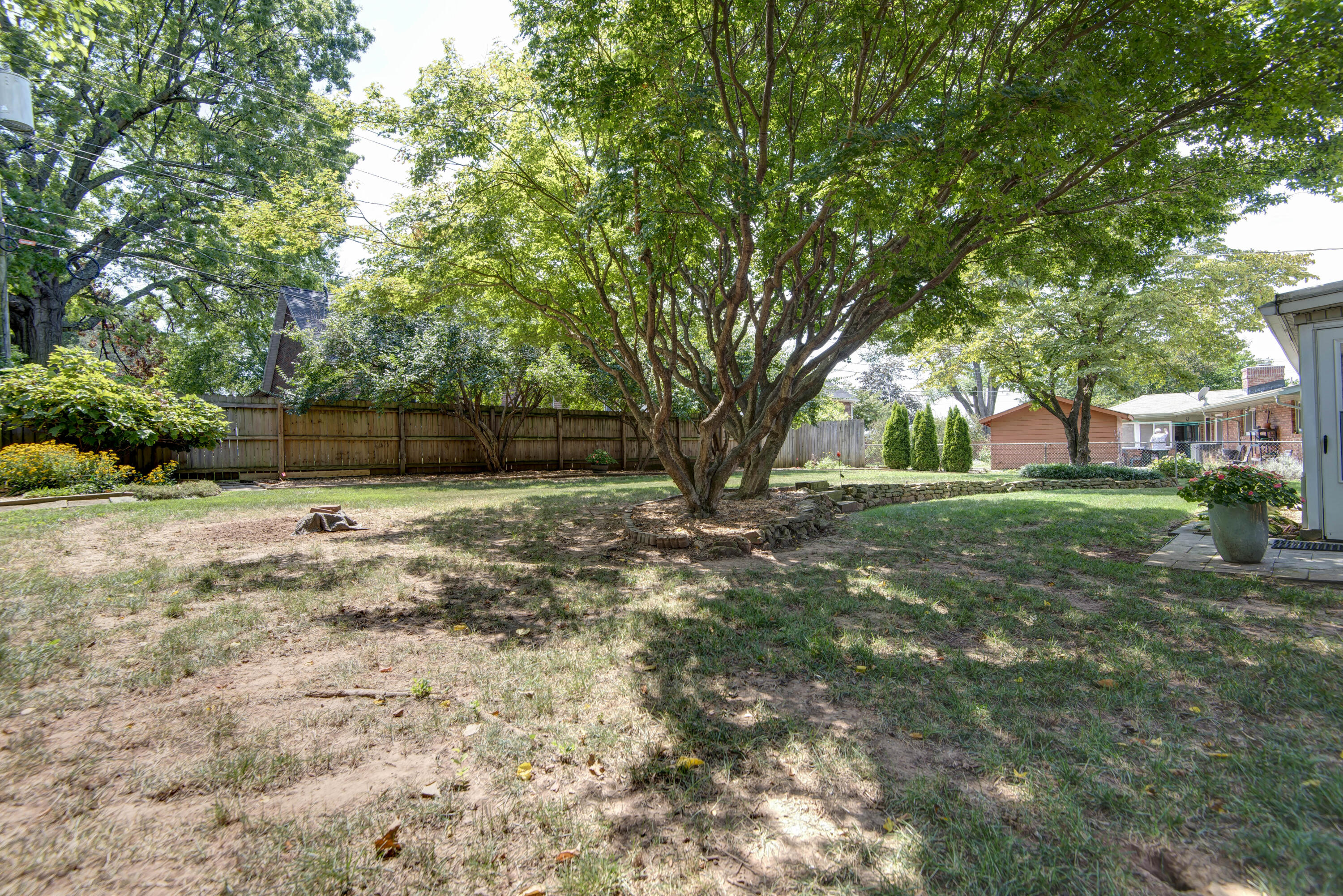 1842 East Sunset Street Springfield, MO 65804 - Photo 25 of 29 Sunset (26)