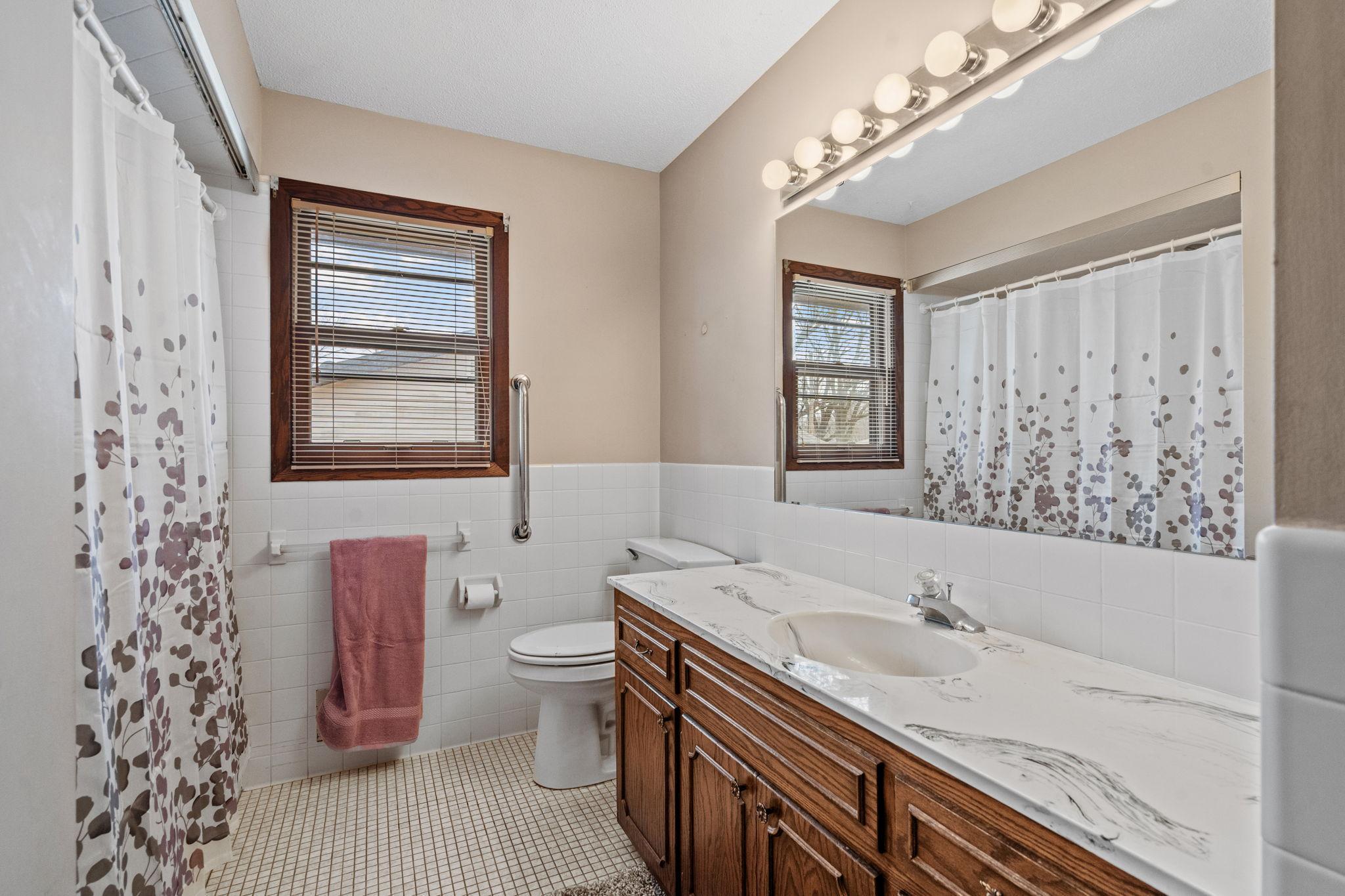 1079 Monroe Street South Shakopee, MN 55379 - Photo 19 of 36
