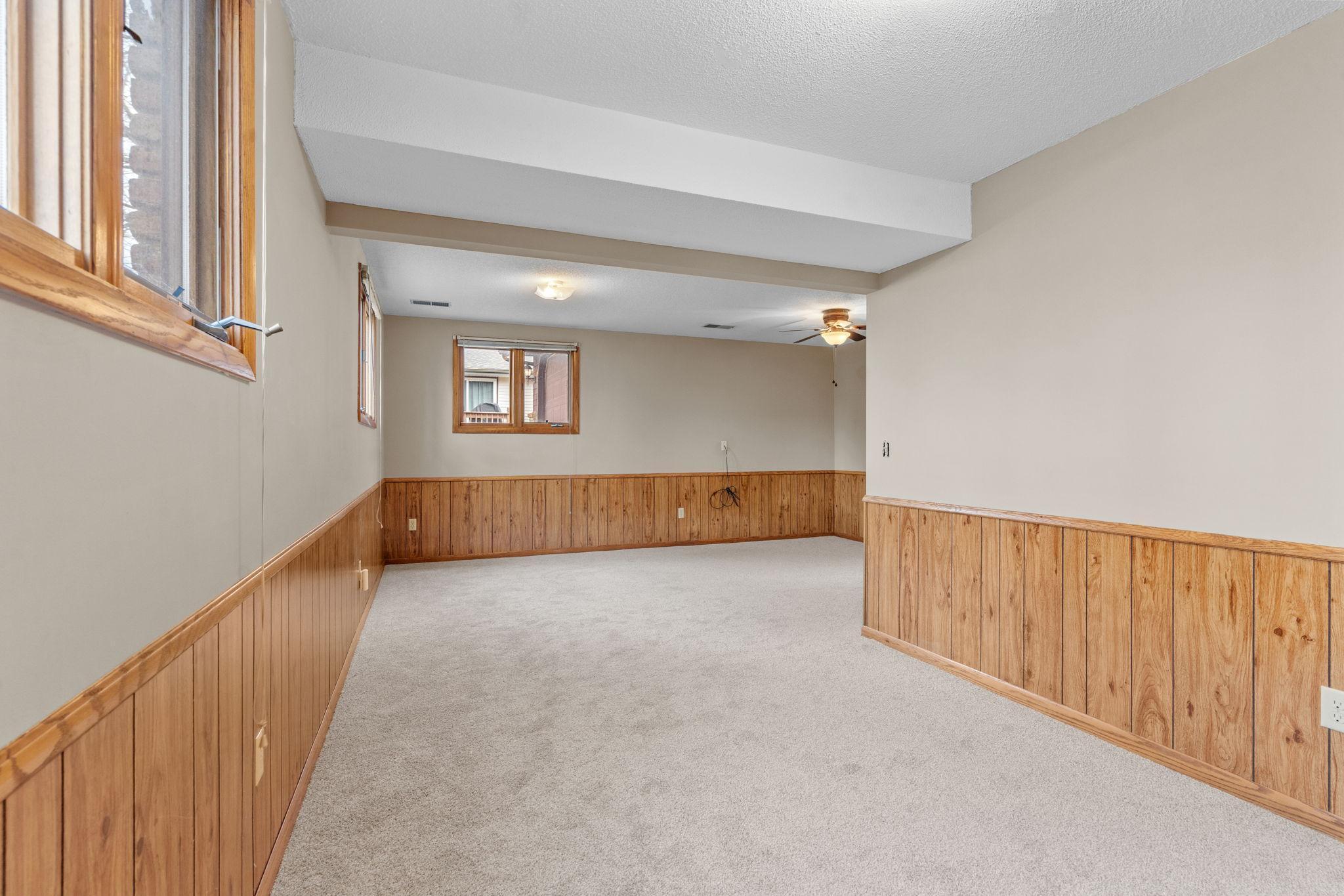 1079 Monroe Street South Shakopee, MN 55379 - Photo 24 of 36