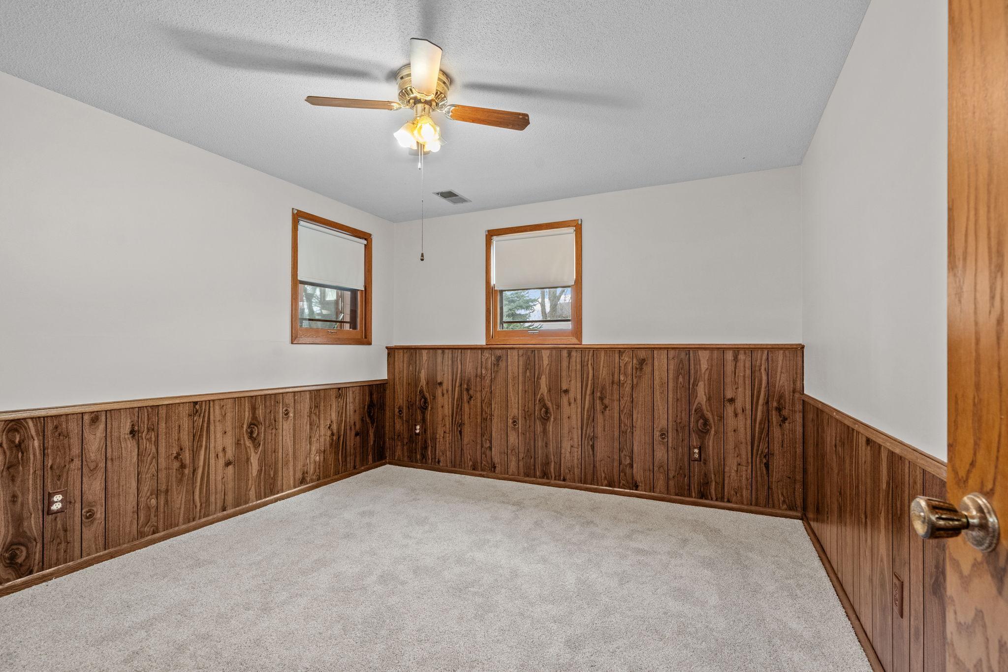 1079 Monroe Street South Shakopee, MN 55379 - Photo 25 of 36