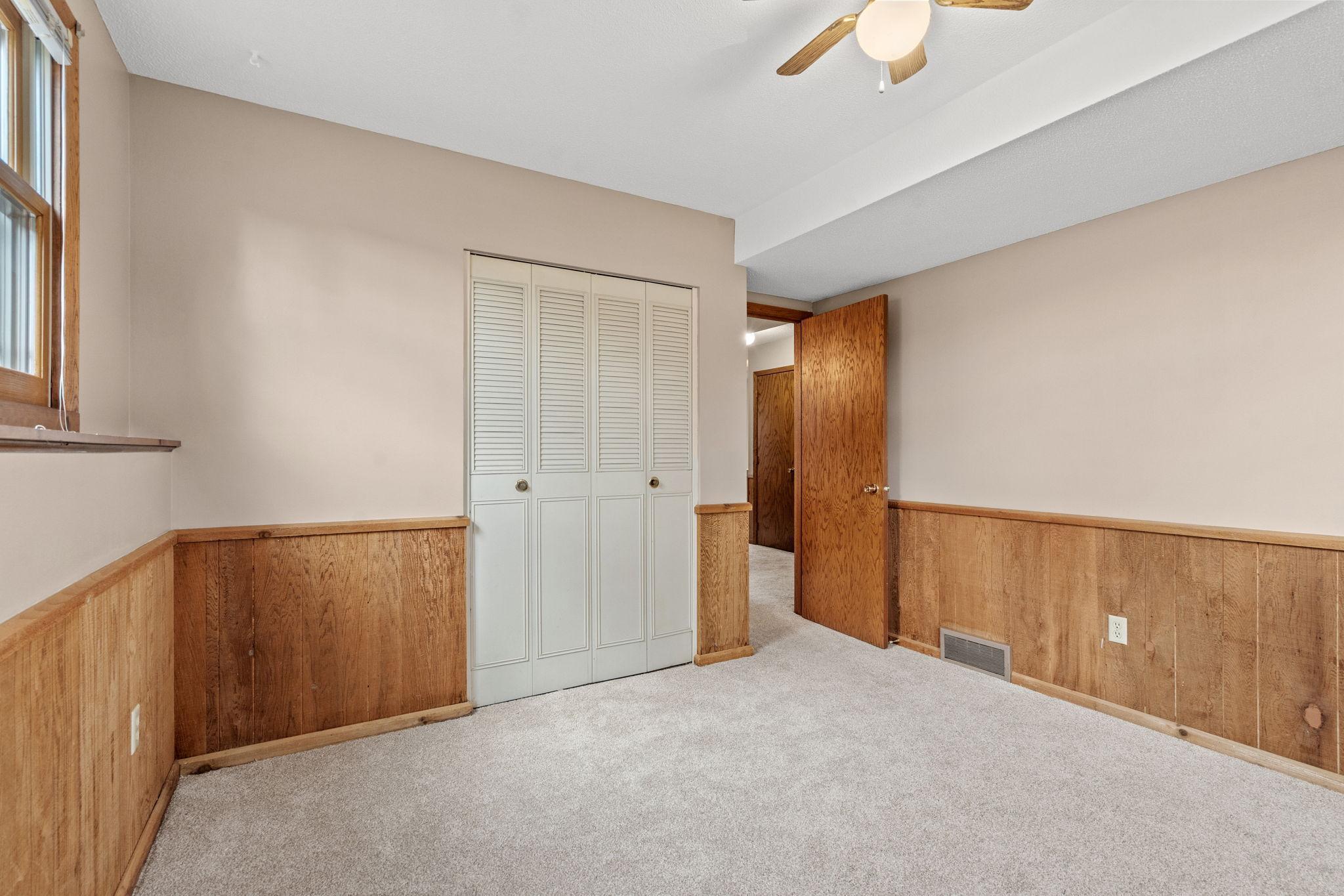 1079 Monroe Street South Shakopee, MN 55379 - Photo 28 of 36