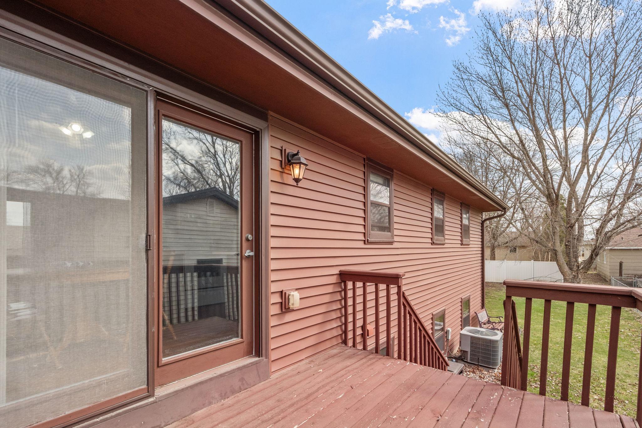 1079 Monroe Street South Shakopee, MN 55379 - Photo 32 of 36