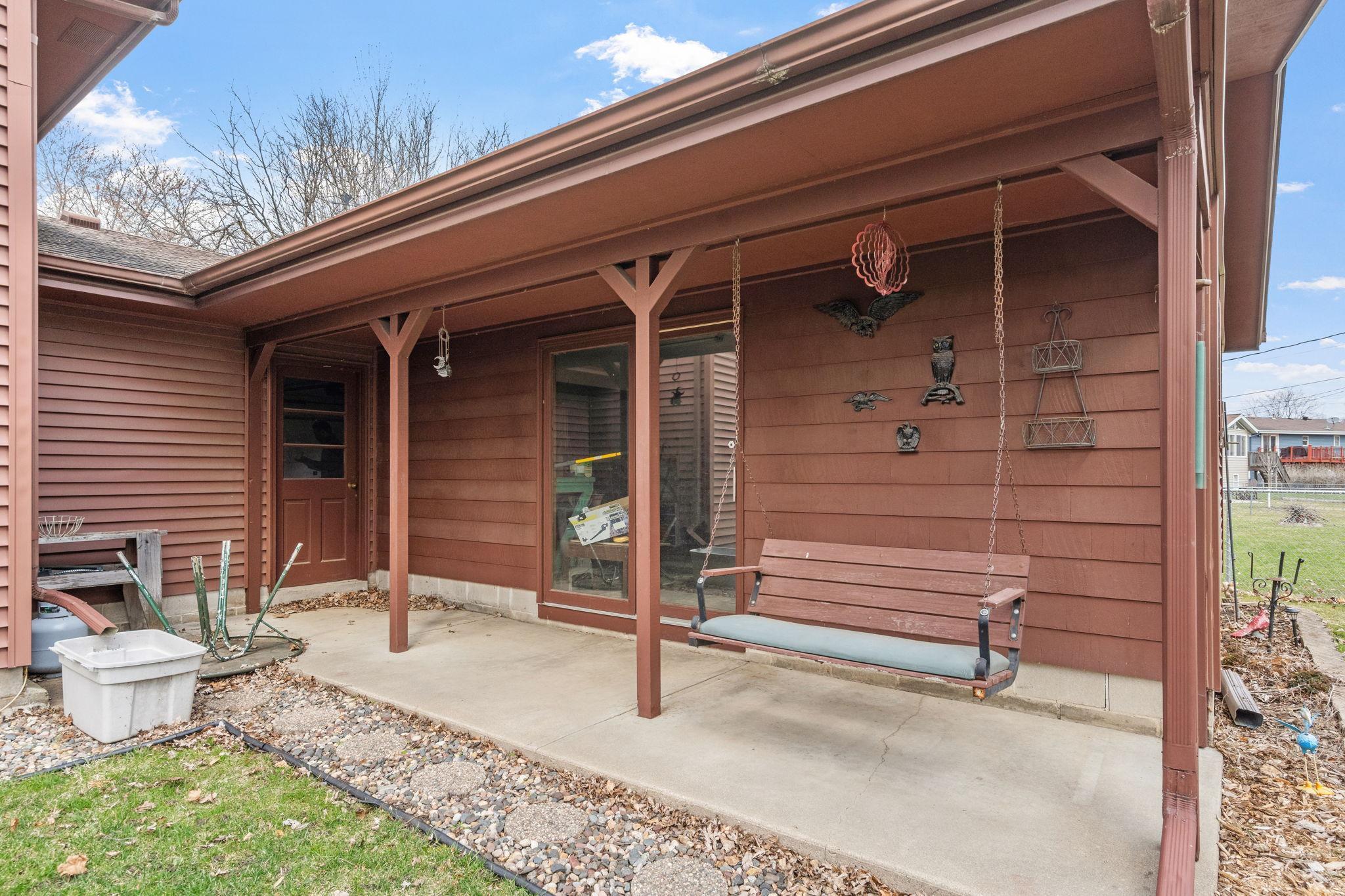 1079 Monroe Street South Shakopee, MN 55379 - Photo 35 of 36
