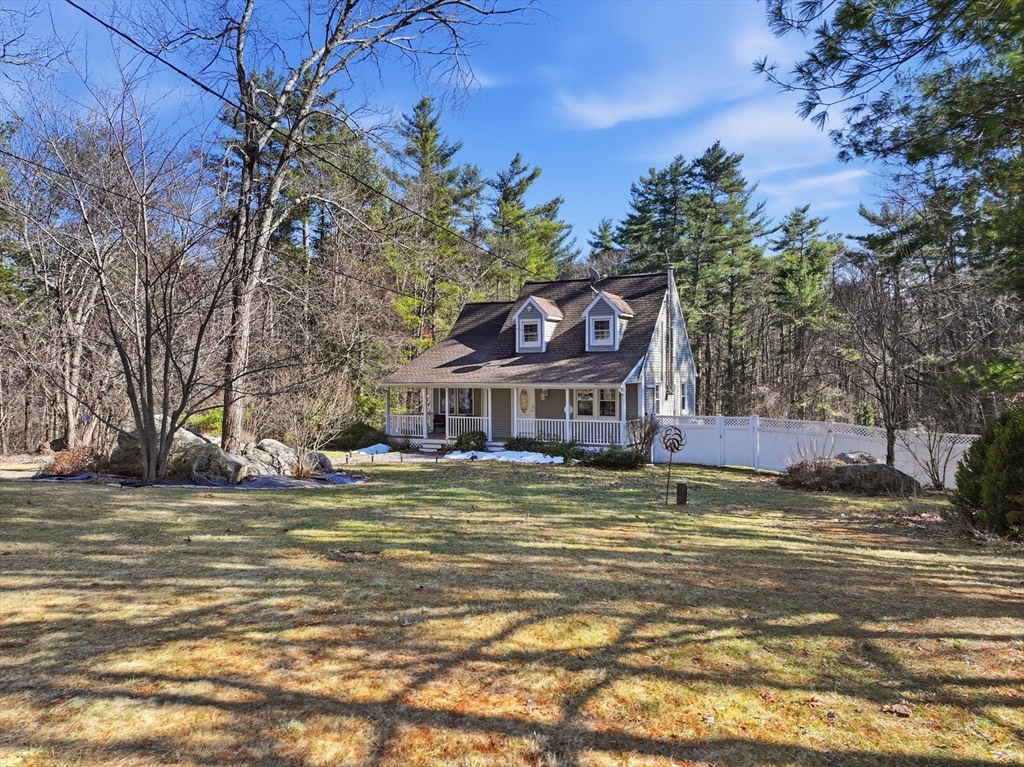 117 Draper Road East Brookfield, MA 01515 - Photo 2 of 27