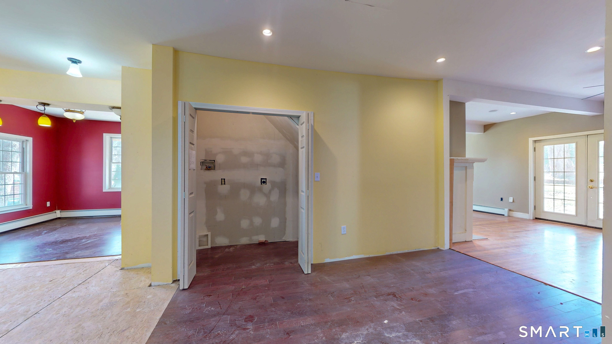 99 Maple Street Wethersfield, CT 06109 - Photo 14 of 34