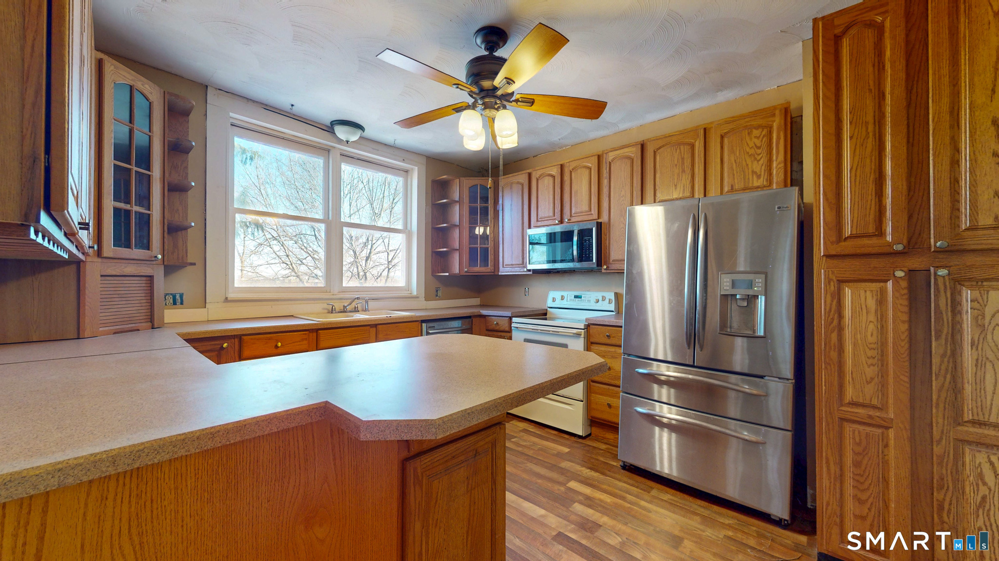 99 Maple Street Wethersfield, CT 06109 - Photo 21 of 34