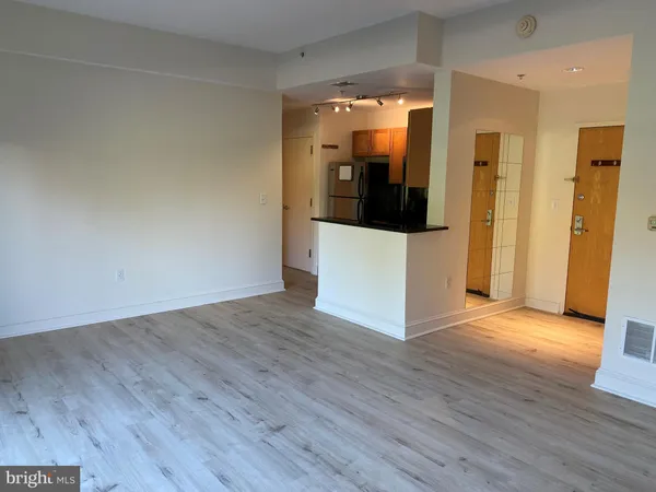 $2,200 | 3750-78 Main Street, Unit 303, Philadelphia, PA 19127