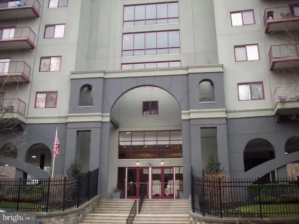 $2,200 | 3750-78 Main Street, Unit 303, Philadelphia, PA 19127