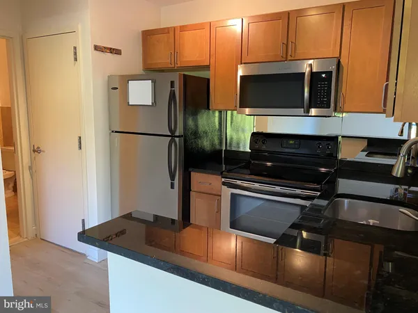 $2,200 | 3750-78 Main Street, Unit 303, Philadelphia, PA 19127