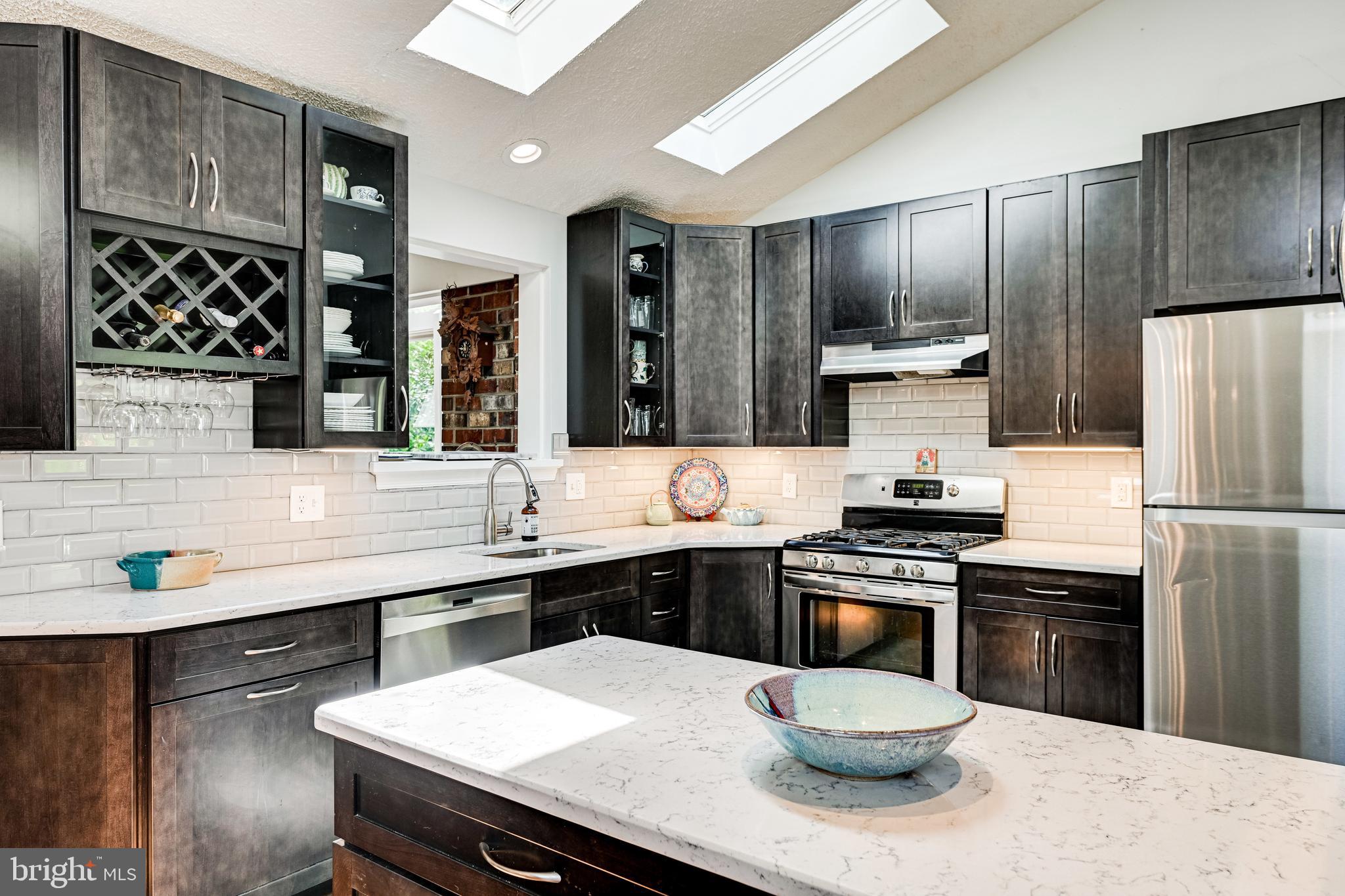 5529 Yorkshire Street Springfield, VA 22151 - Photo 13 of 50 Gallery Image 13