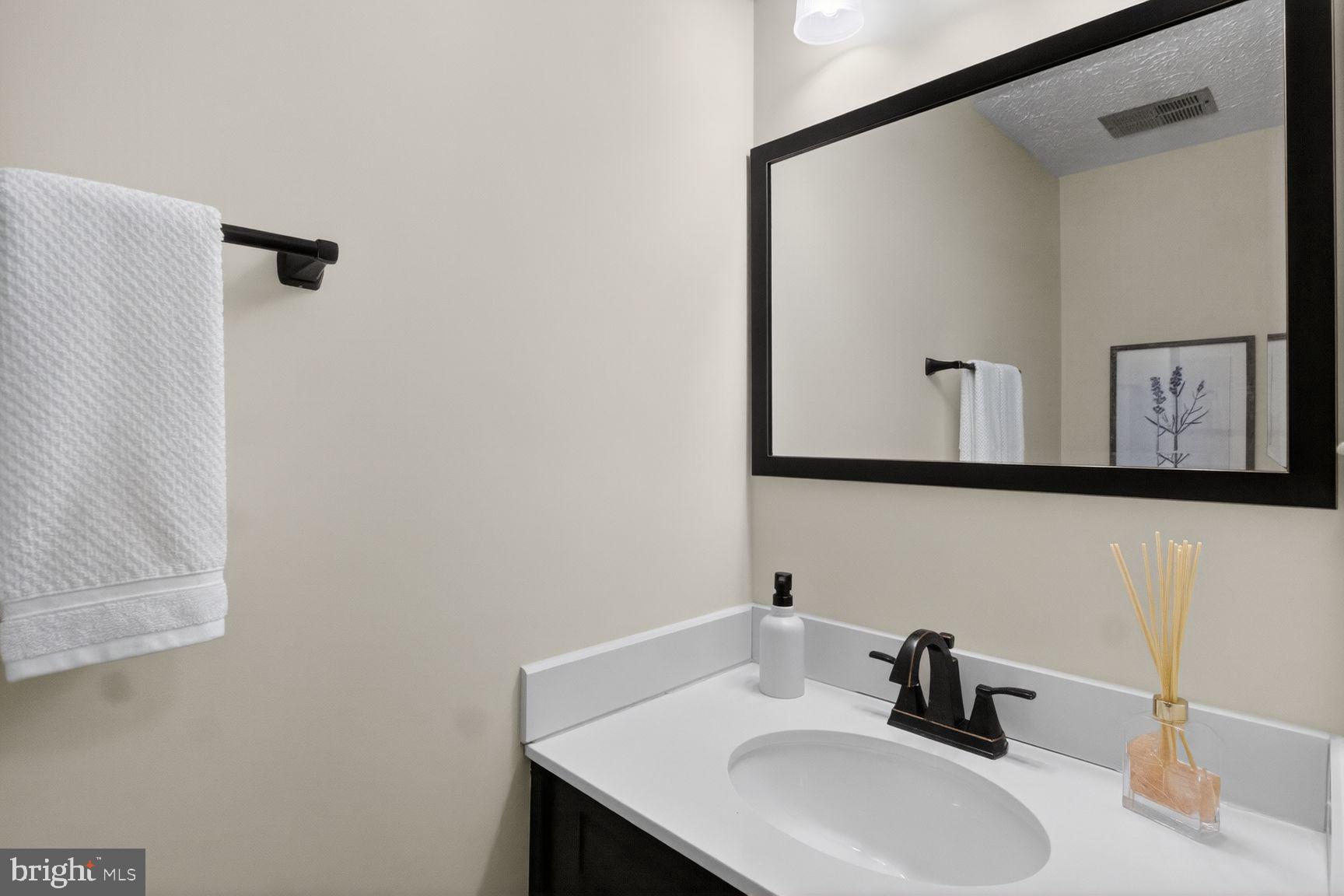 1754 Sundance Drive Reston, VA 20194 - Photo 10 of 30