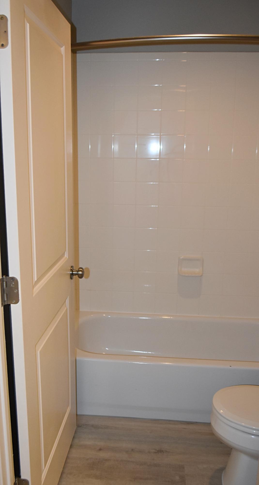 27 North Sand Palm Road, Unit 57 Freeport, FL 32439 - Photo 16 of 24 Guest Bath (2)