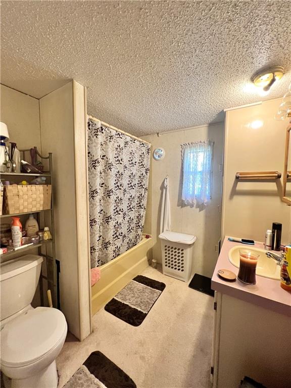 518 Gardner Road New Castle, PA 16101 - Photo 8 of 10 a bathroom with a sink toilet and shower
