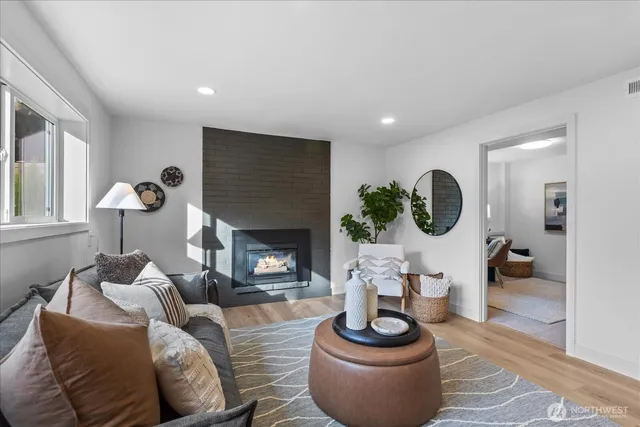 $1,175,000 | 9533 Bowdoin Way, Edmonds, WA 98020