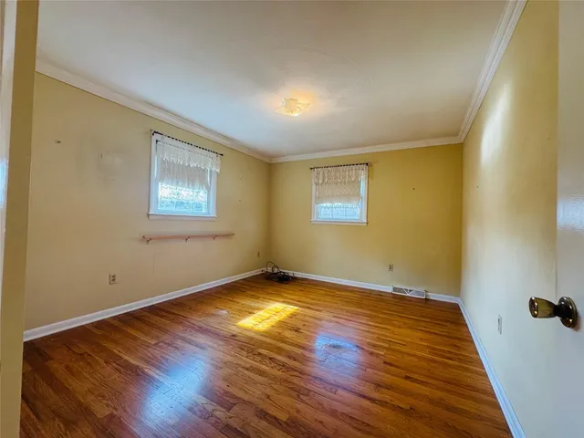 $26,400 | 2715 Manhattan Drive, Endicott, NY 13760