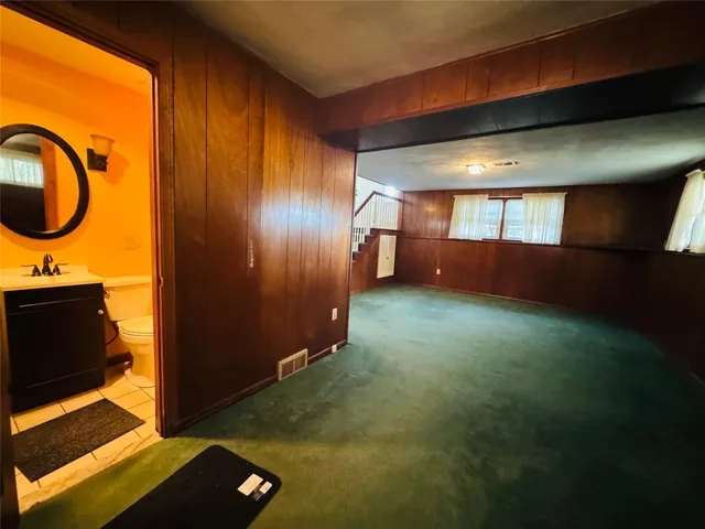 $26,400 | 2715 Manhattan Drive, Endicott, NY 13760