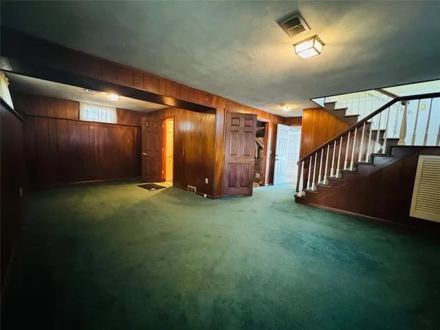 $26,400 | 2715 Manhattan Drive, Endicott, NY 13760