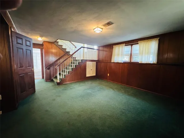 $26,400 | 2715 Manhattan Drive, Endicott, NY 13760