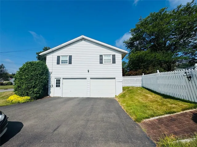 $26,400 | 2715 Manhattan Drive, Endicott, NY 13760