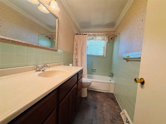 $26,400 | 2715 Manhattan Drive, Endicott, NY 13760