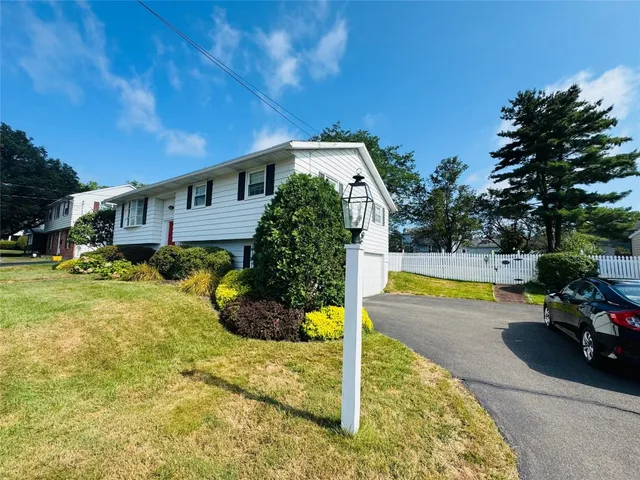 $26,400 | 2715 Manhattan Drive, Endicott, NY 13760