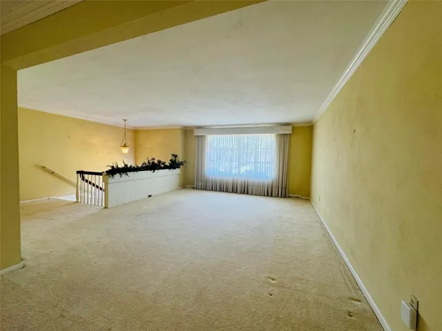 $26,400 | 2715 Manhattan Drive, Endicott, NY 13760