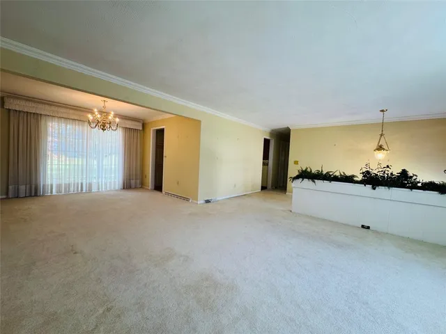 $26,400 | 2715 Manhattan Drive, Endicott, NY 13760