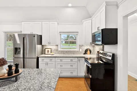 $644,000 | 5063 Twin Lakes Drive, Old Hickory, TN 37138