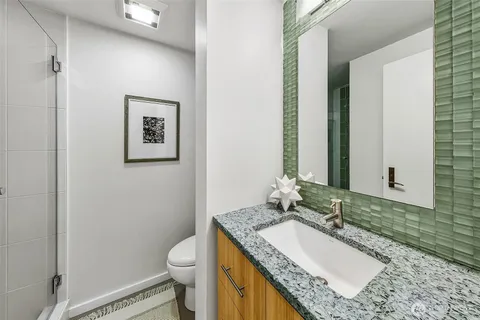 $725,000 | 1301 Spring Street, Unit 14C, Seattle, WA 98104