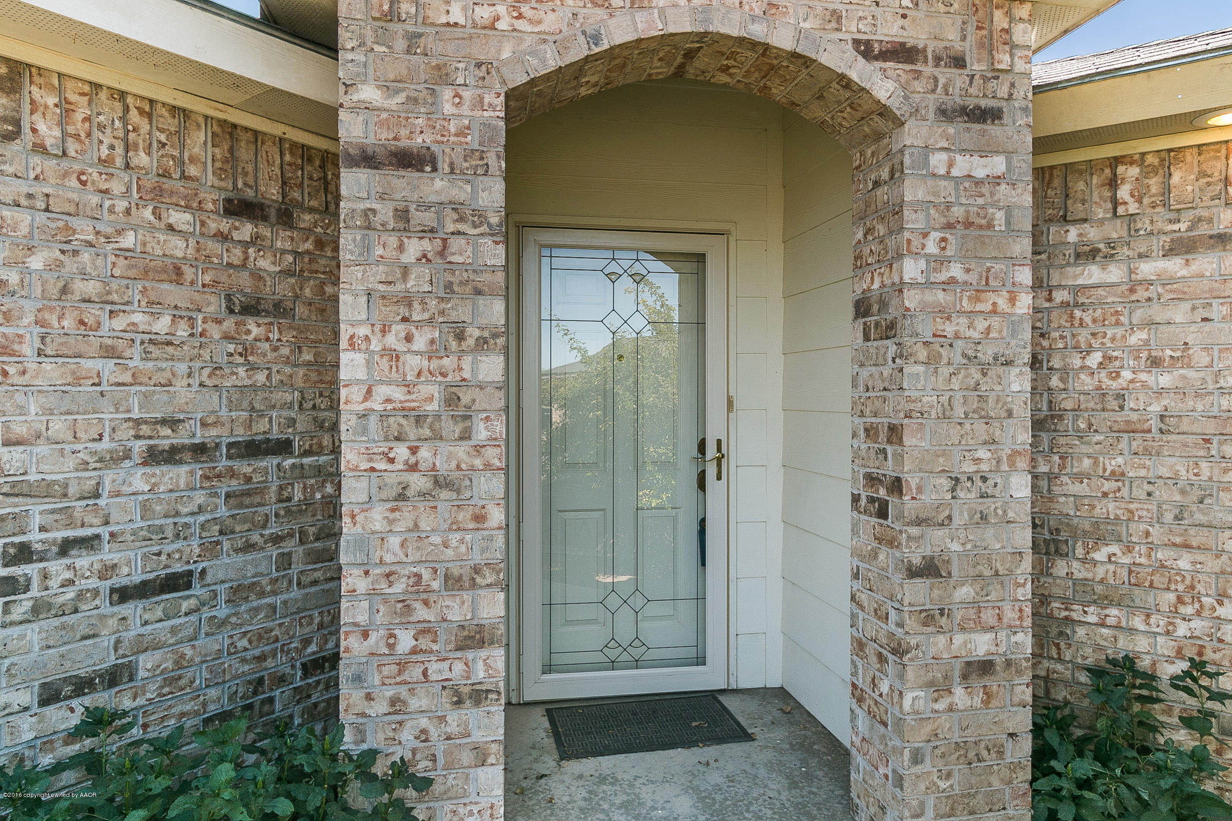 5102 Capulin Lane Amarillo, TX 79110 - Photo 2 of 20 Front Entry