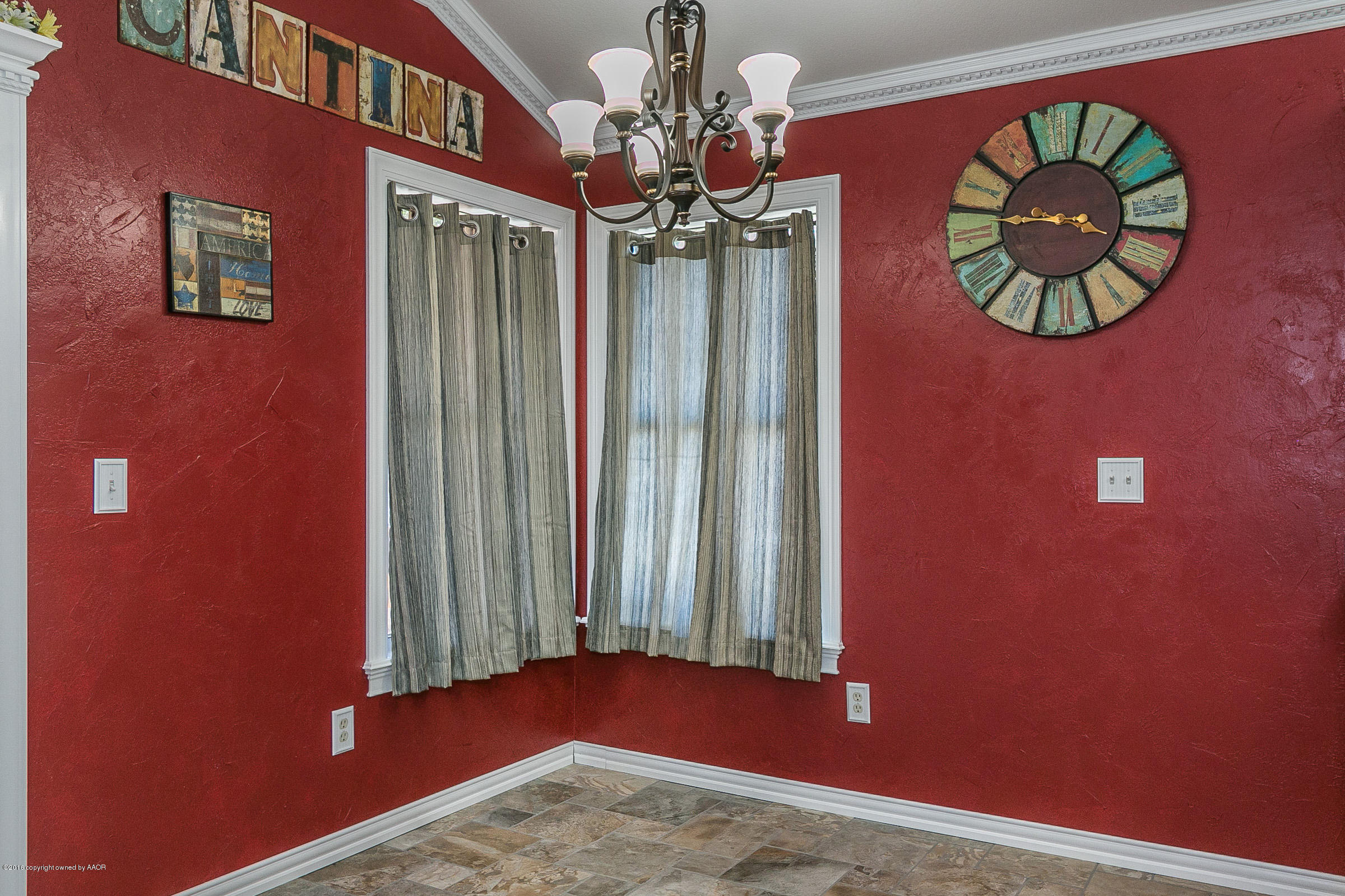 5102 Capulin Lane Amarillo, TX 79110 - Photo 6 of 20 Dining Room