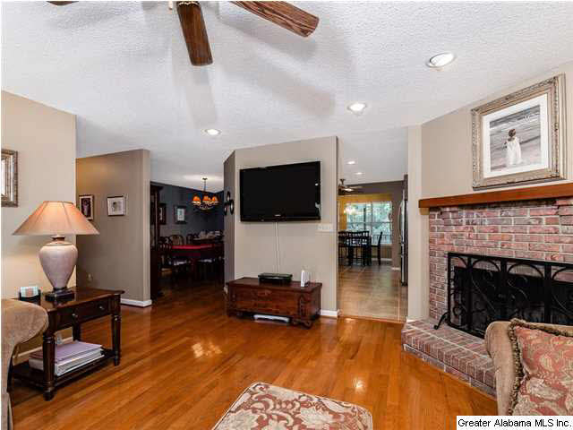 4306 Greenleaf Drive Bessemer, AL 35022 - Photo 4 of 30