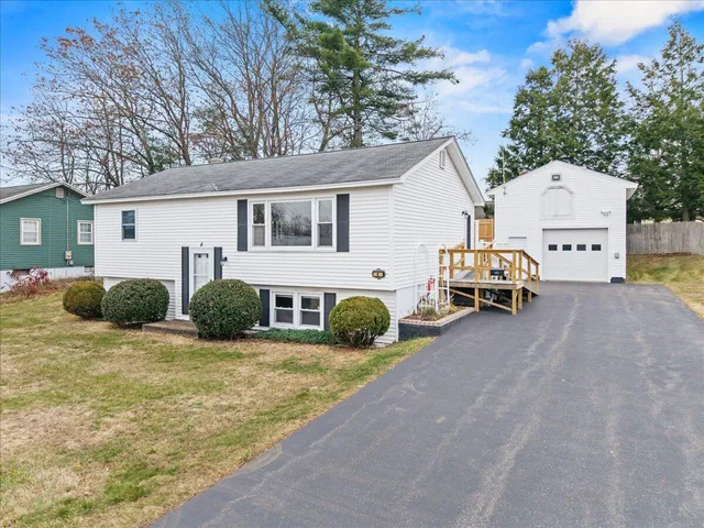 $412,500 | 4 Debbie Avenue, Biddeford, ME 04005