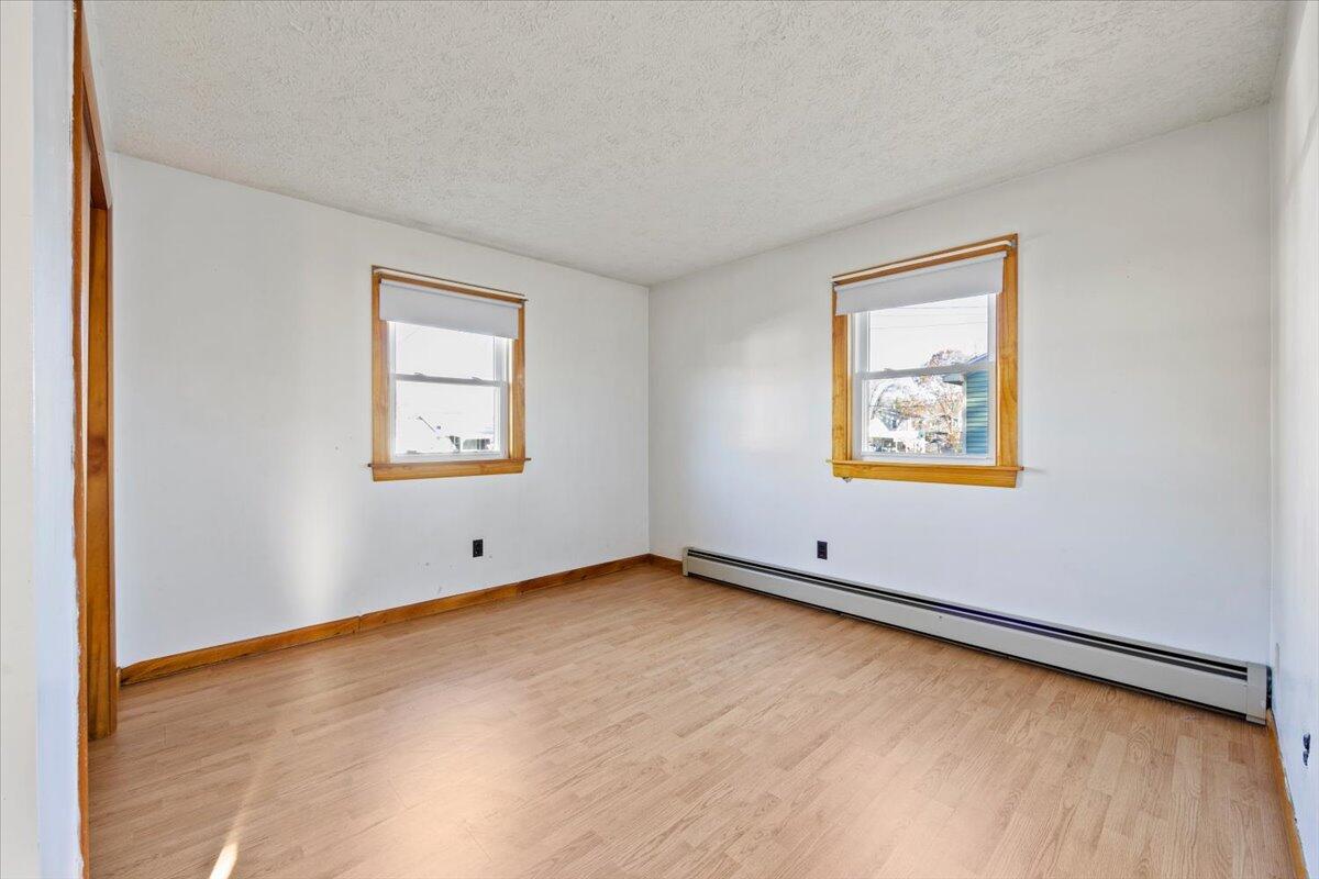 4 Debbie Avenue Biddeford, ME 04005 - Photo 13 of 32 Bedroom 1