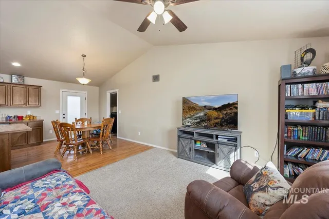 $315,000 | 1011 Kristina Circle, Filer, ID 83328