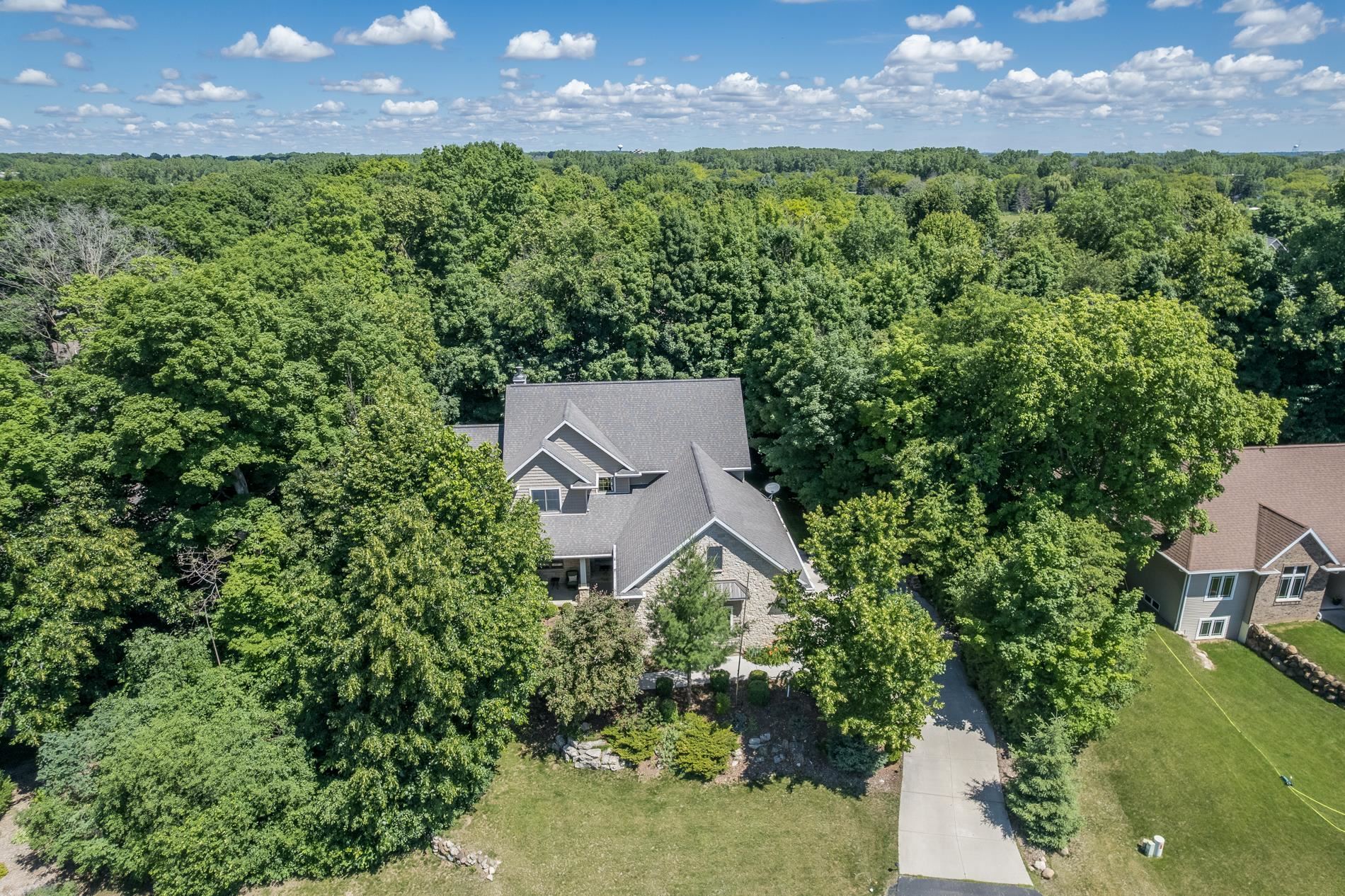 1387 Radcliff Road Neenah, WI 54956 - Photo 51 of 65