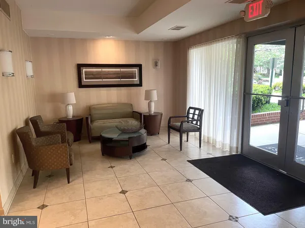 $350,000 | 4800 Chevy Chase Drive, Unit 508, Chevy Chase, MD 20815