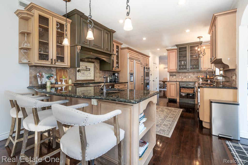 2173 Bonnie Brae Street Rochester Hills, MI 48309 - Photo 9 of 29