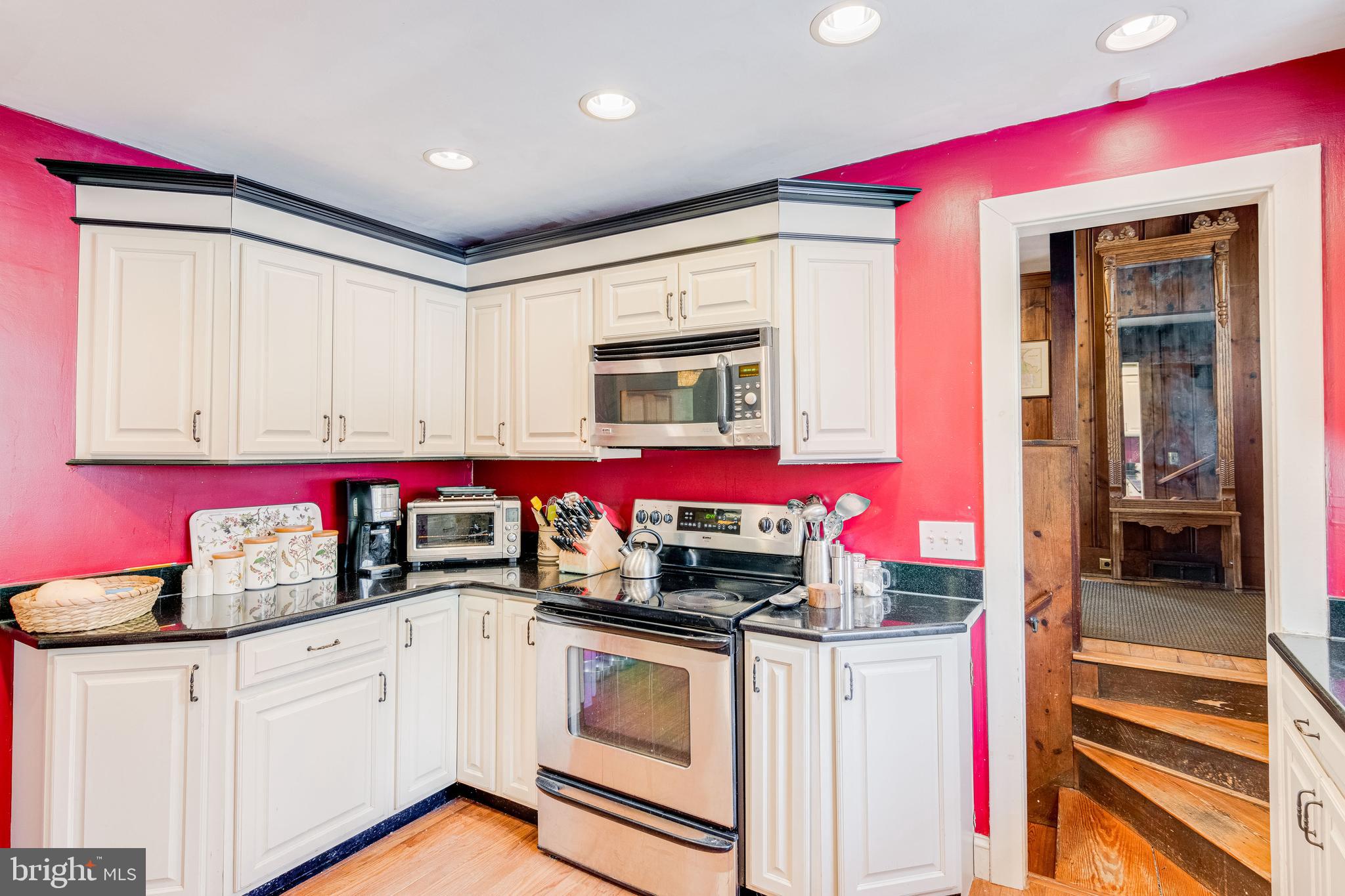 2403 Hillhouse Road Baltimore, MD 21207 - Photo 19 of 51 UPDATED KITCHEN