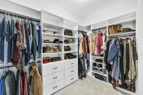 $799,999 | 409 Cielo Circle, Marble Falls, TX 78654