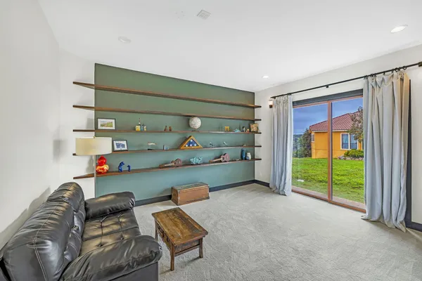 $799,999 | 409 Cielo Circle, Marble Falls, TX 78654