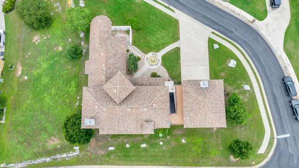 $799,999 | 409 Cielo Circle, Marble Falls, TX 78654