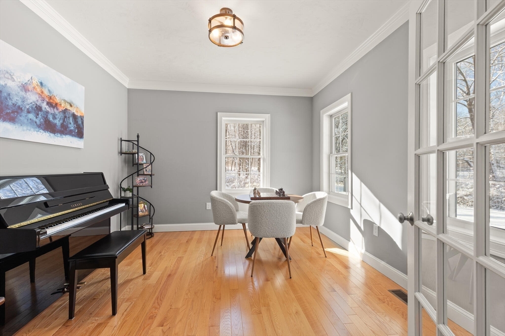 36 Gilchrest Street Lunenburg, MA 01462 - Photo 12 of 35